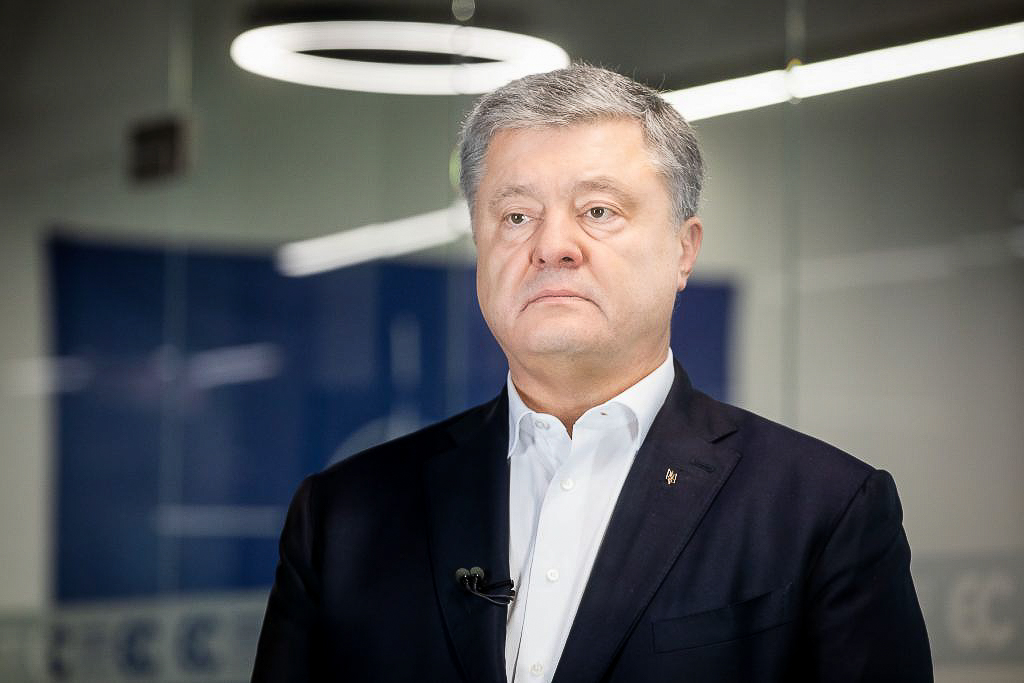 Prosecutors reportedly seek to arrest ex-president Poroshenko with $37 million bail