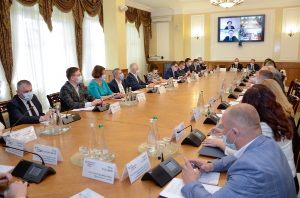 G7 urges Ukraine not to sabotage selection of anti-corruption prosecutor