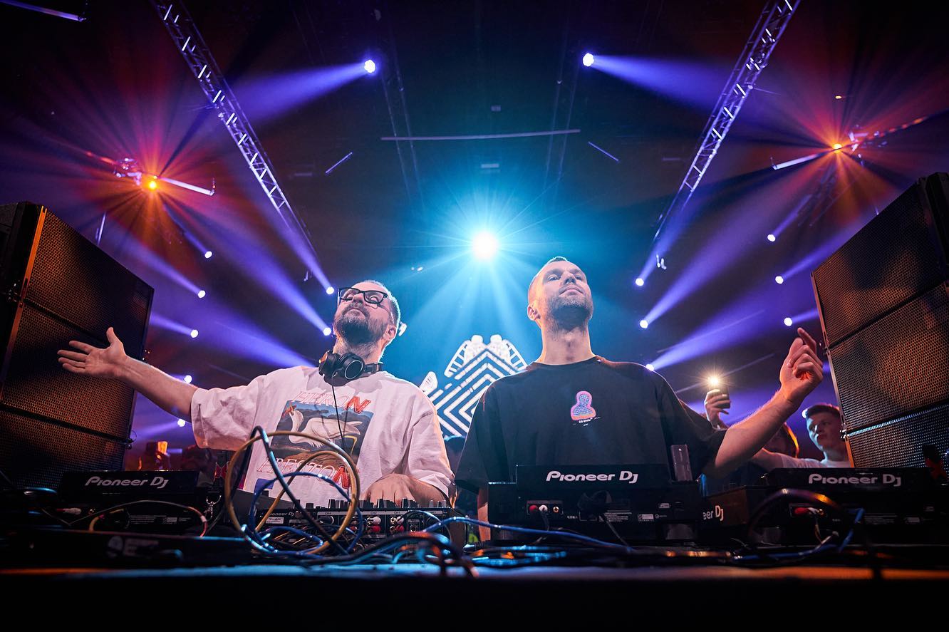 Ukrainian electronic duo Artbat to perform at Coachella