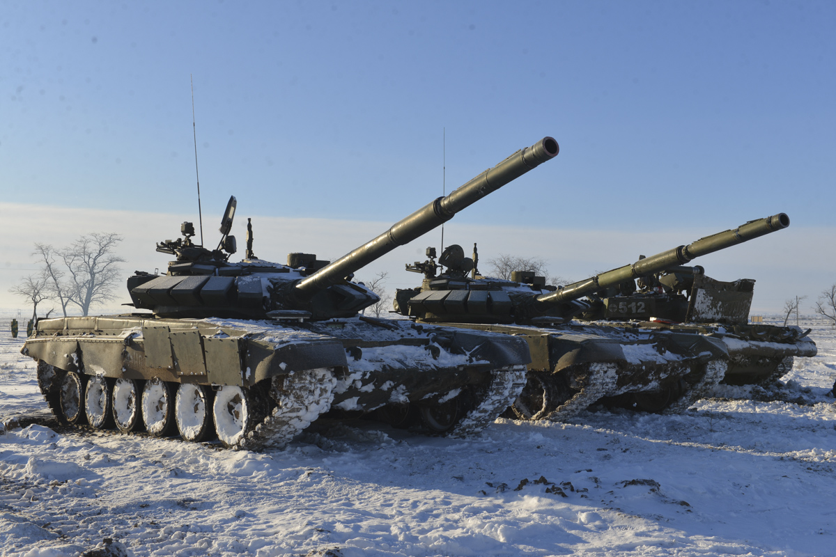 Russia considers openly supplying weapons to its proxies occupying eastern Ukraine