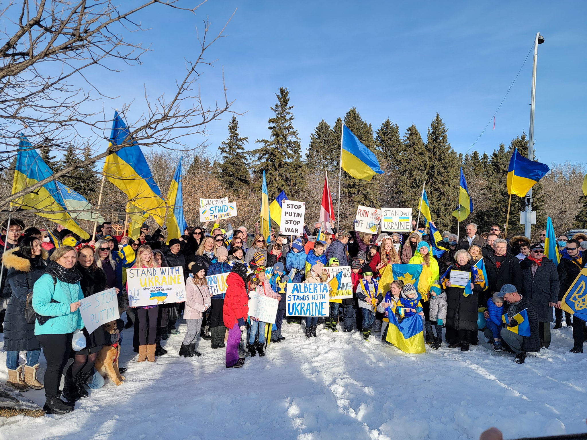 Canada’s Ukrainian communities rally in support of Ukraine