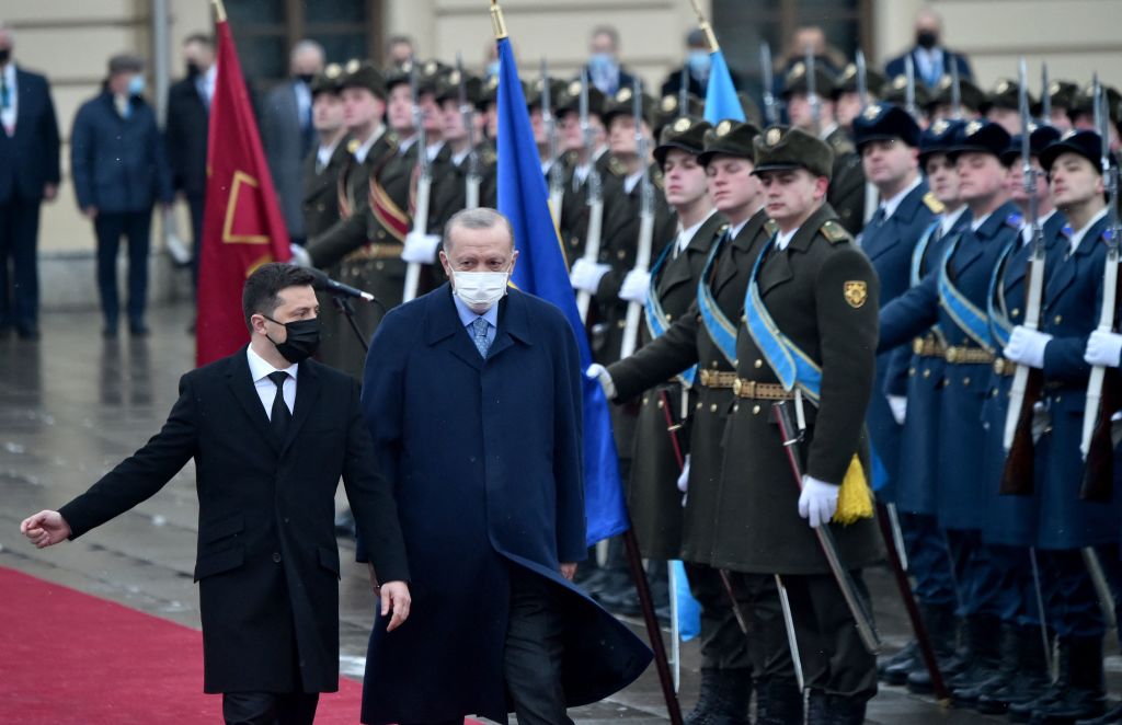 Erdogan visits Kyiv, signs long-anticipated free trade agreement