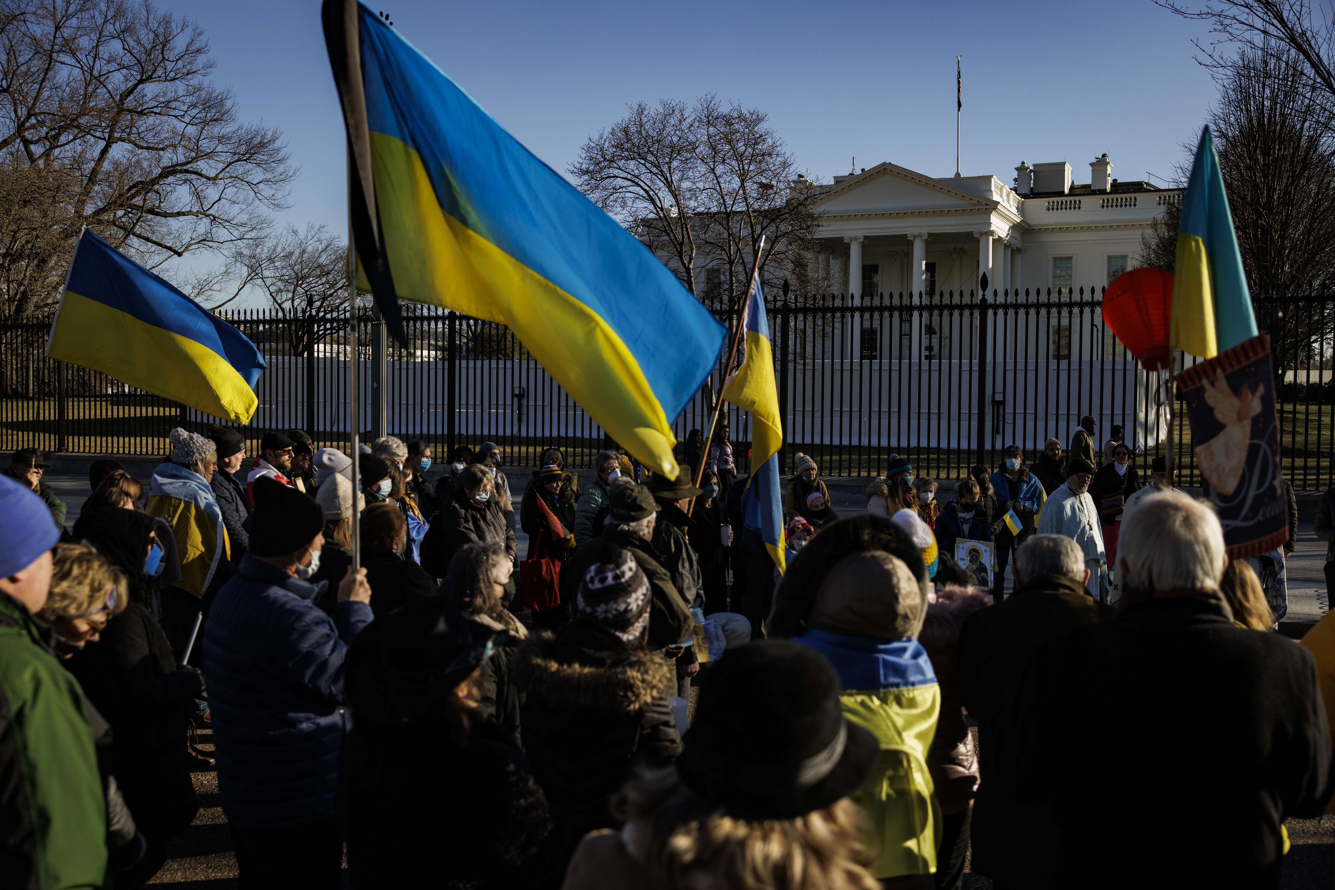 Ukraine supporters rally near White House