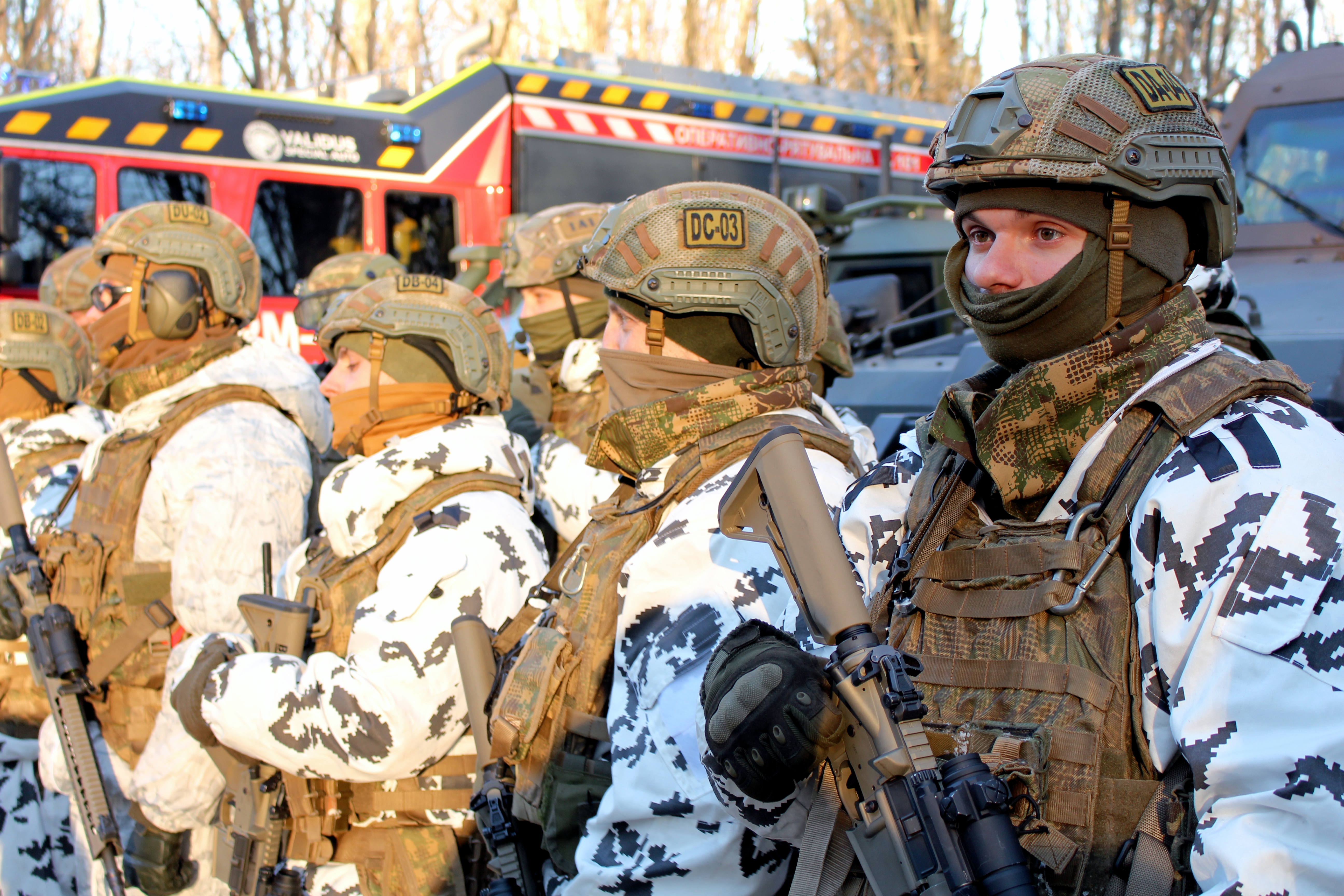 ​​Ukraine’s military strive for long service contracts