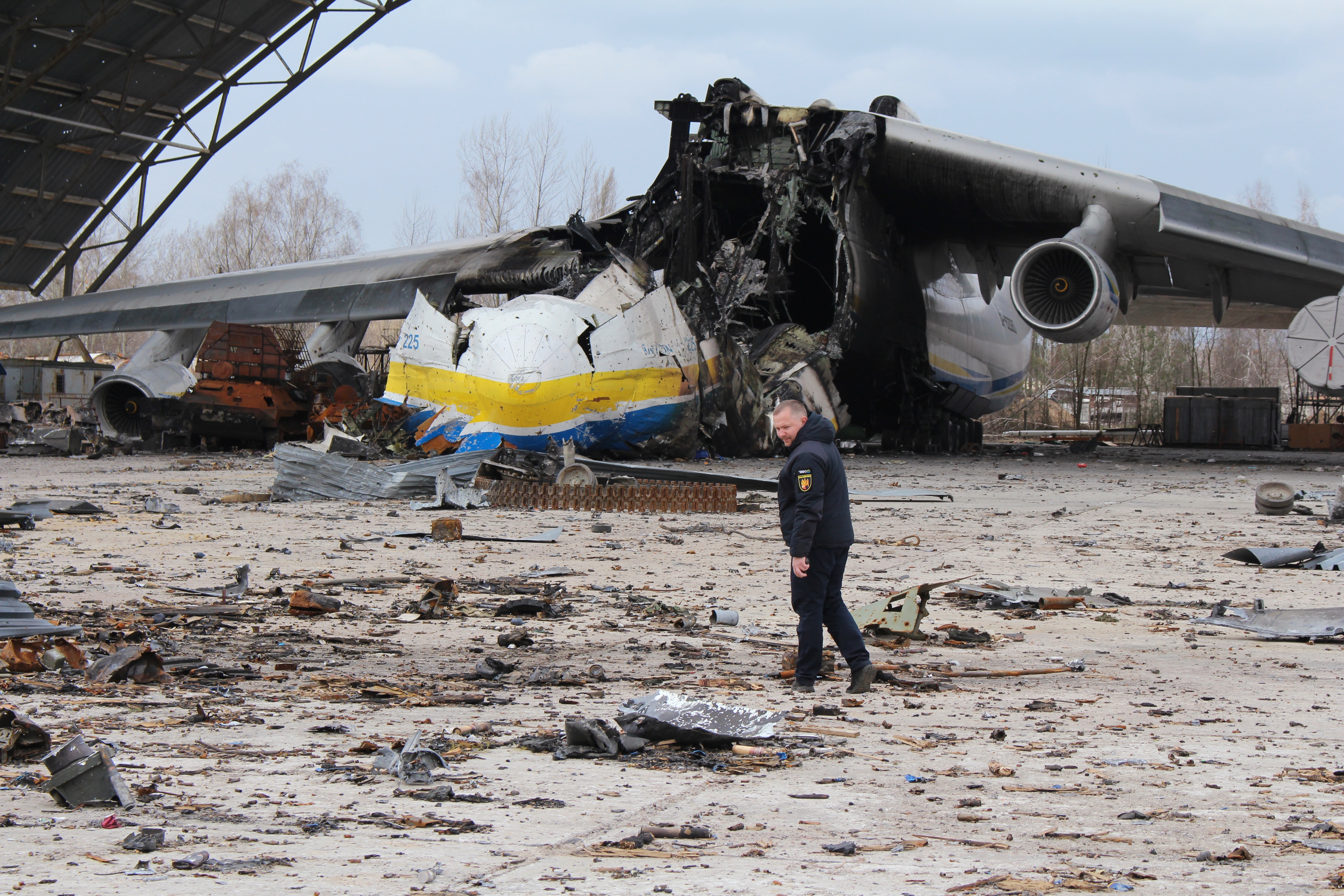 Ukraine needs Western aircraft to put an end to massacre of civilians, achieve victory