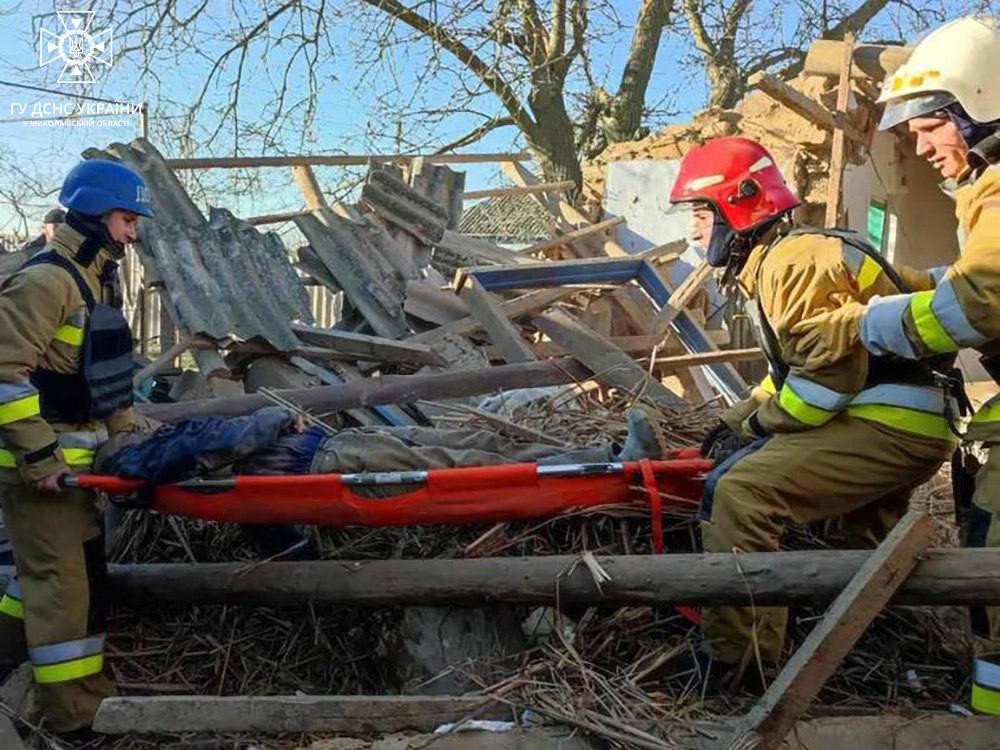 Couple killed in Mykolaiv Oblast as Russia attacks 7 Ukrainian regions