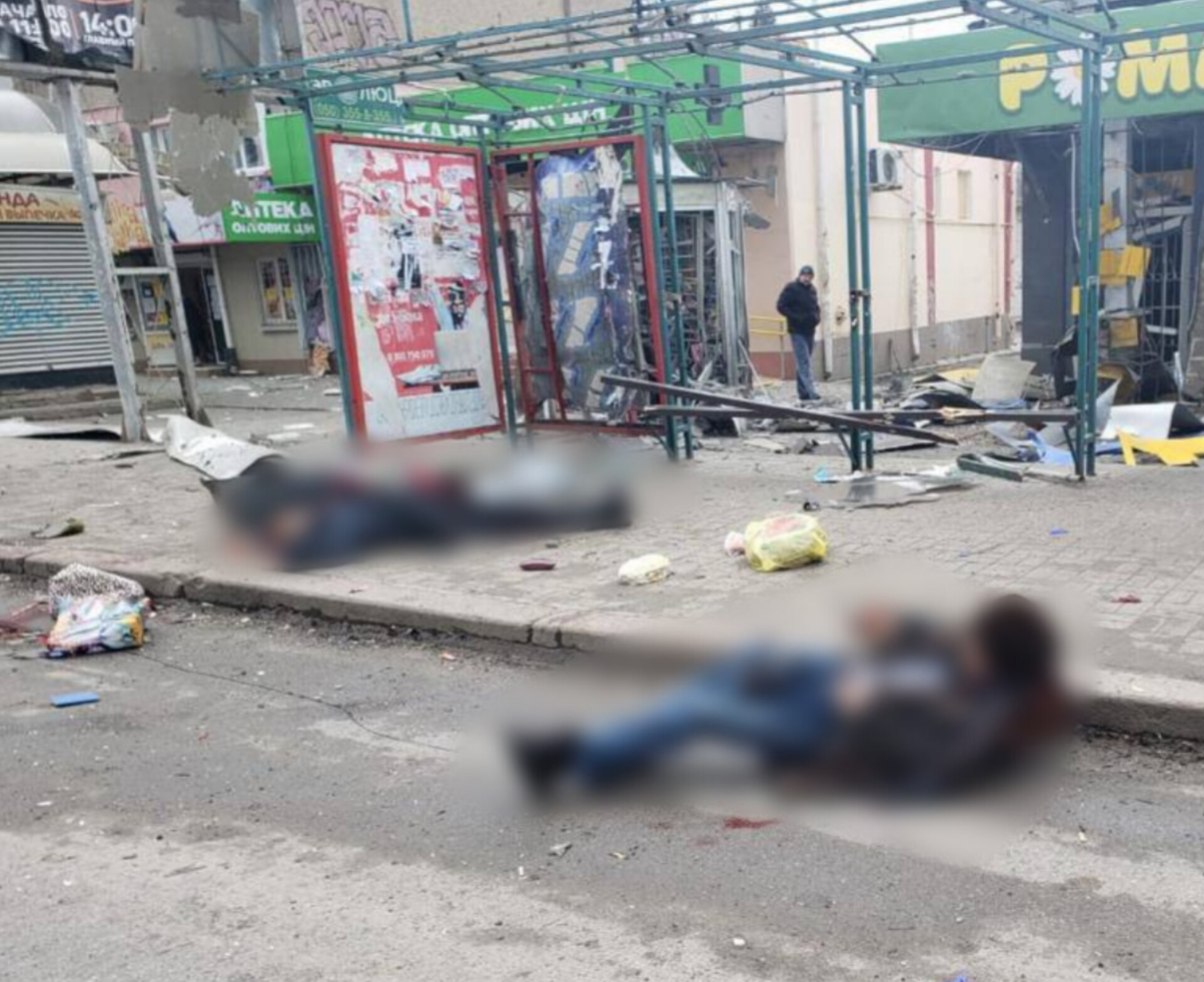 Southern Command: 6 killed, 12 injured in Russian shelling of Kherson
