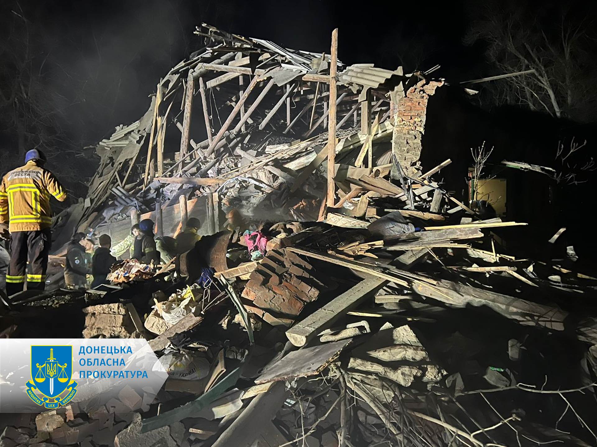 Russia hits relief center in Donetsk Oblast, killing 3 internally displaced civilians