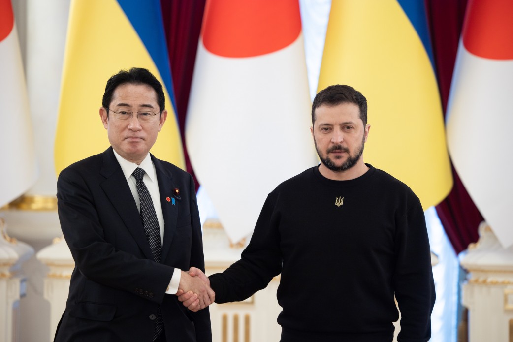 Japanese PM meets Zelensky in Kyiv, pledges more aid to Ukraine