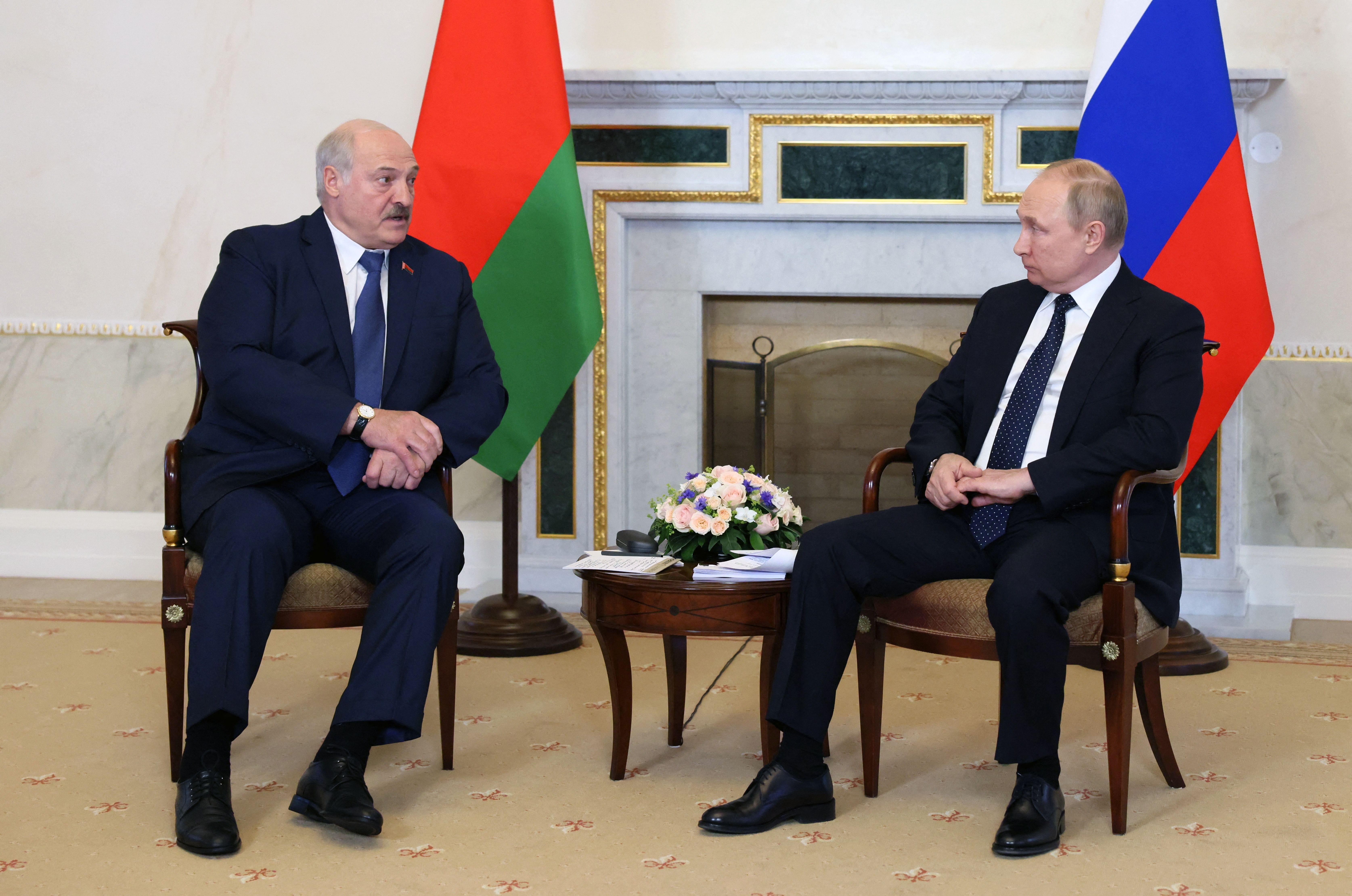 Belarus Weekly: Lukashenko meets with Putin for sixth time this year, taunts world with threat of nuclear proliferation.