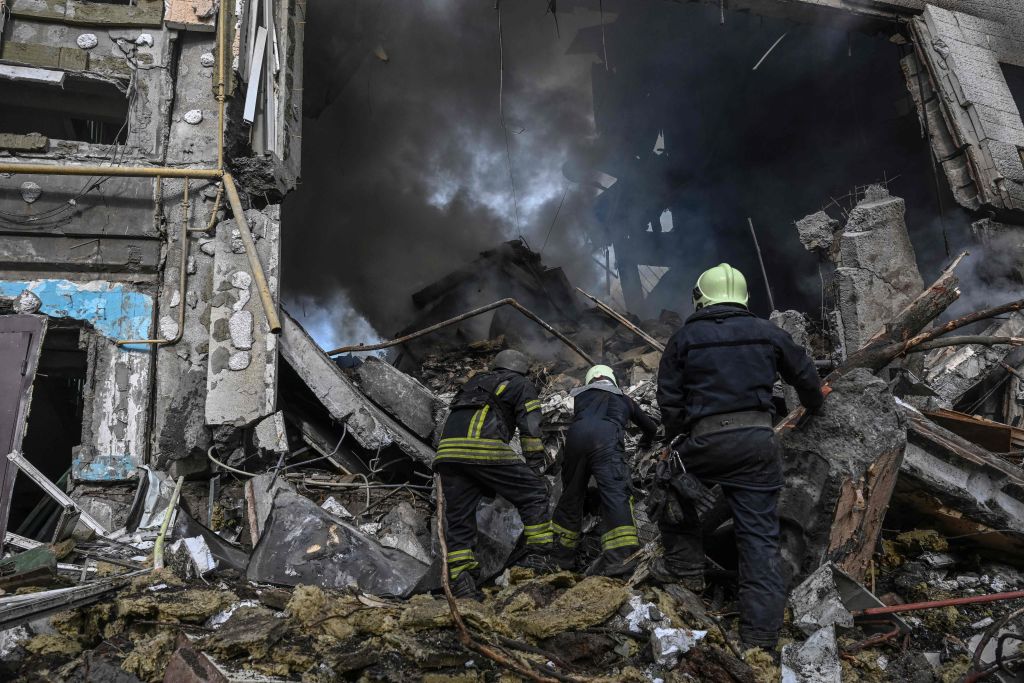 Russia bombards civilians in three Ukrainian regions overnight, kills at least two