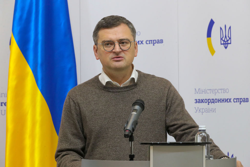 Kuleba: Ukraine needs air defense systems, anti-missile systems, diesel generators