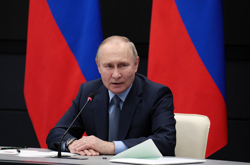 Putin claims readiness for negotiations, blames West for refusing to talk
