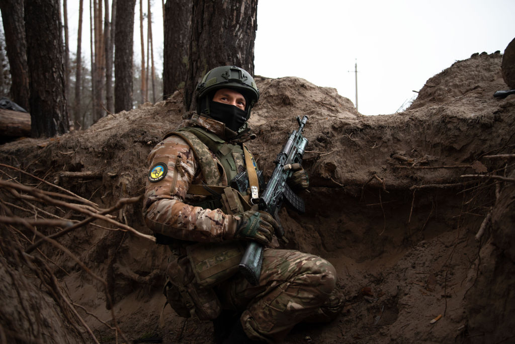 Ukrainian Snipers Hunting Officers Exploit Russian Military Weakness