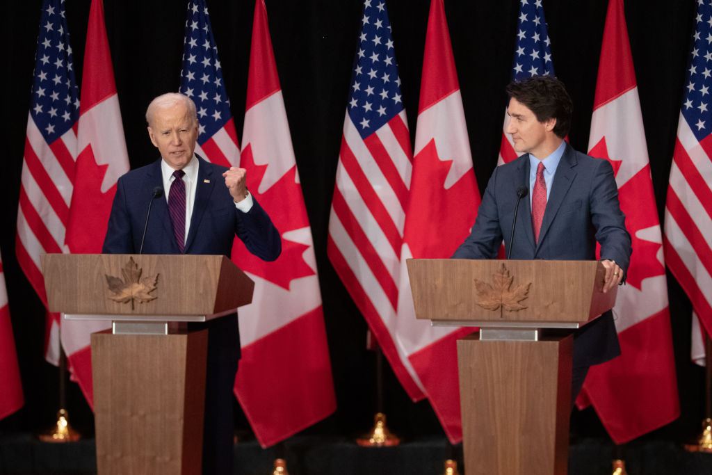 Biden, Trudeau Pledge To 'stand Strong With Ukraine, With Whatever It ...