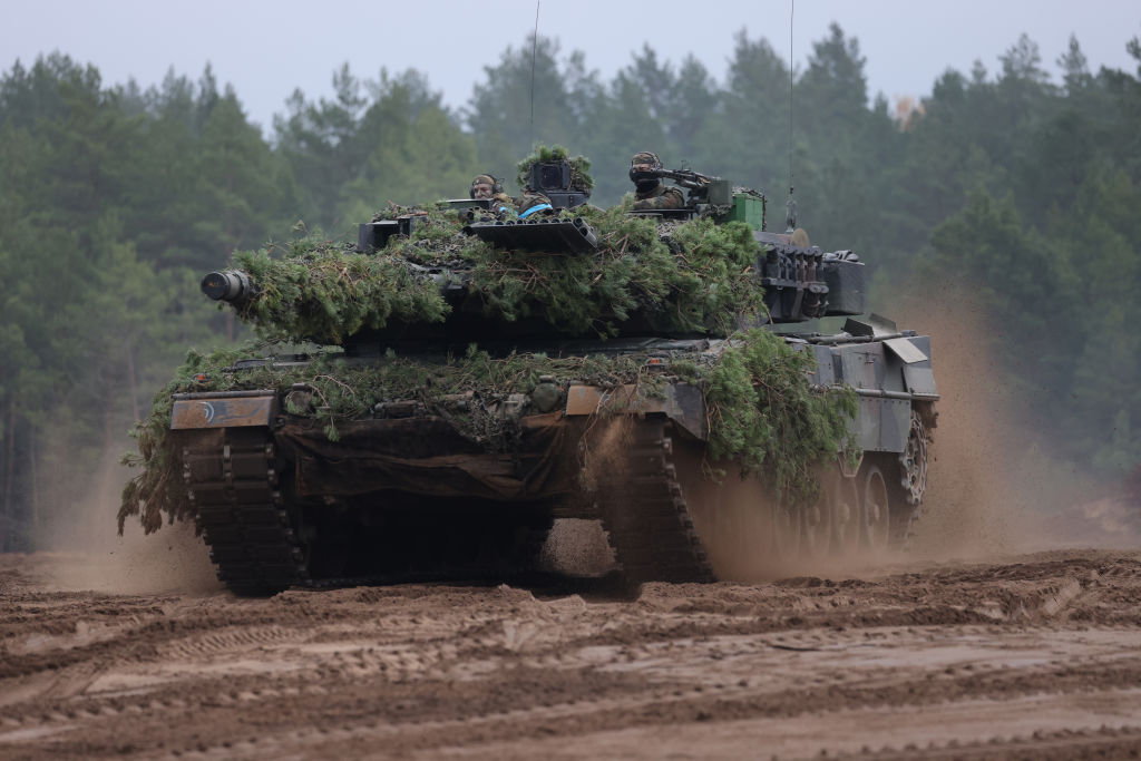 US Will Speed Up the Delivery of Abrams Tanks to Ukraine - Bloomberg