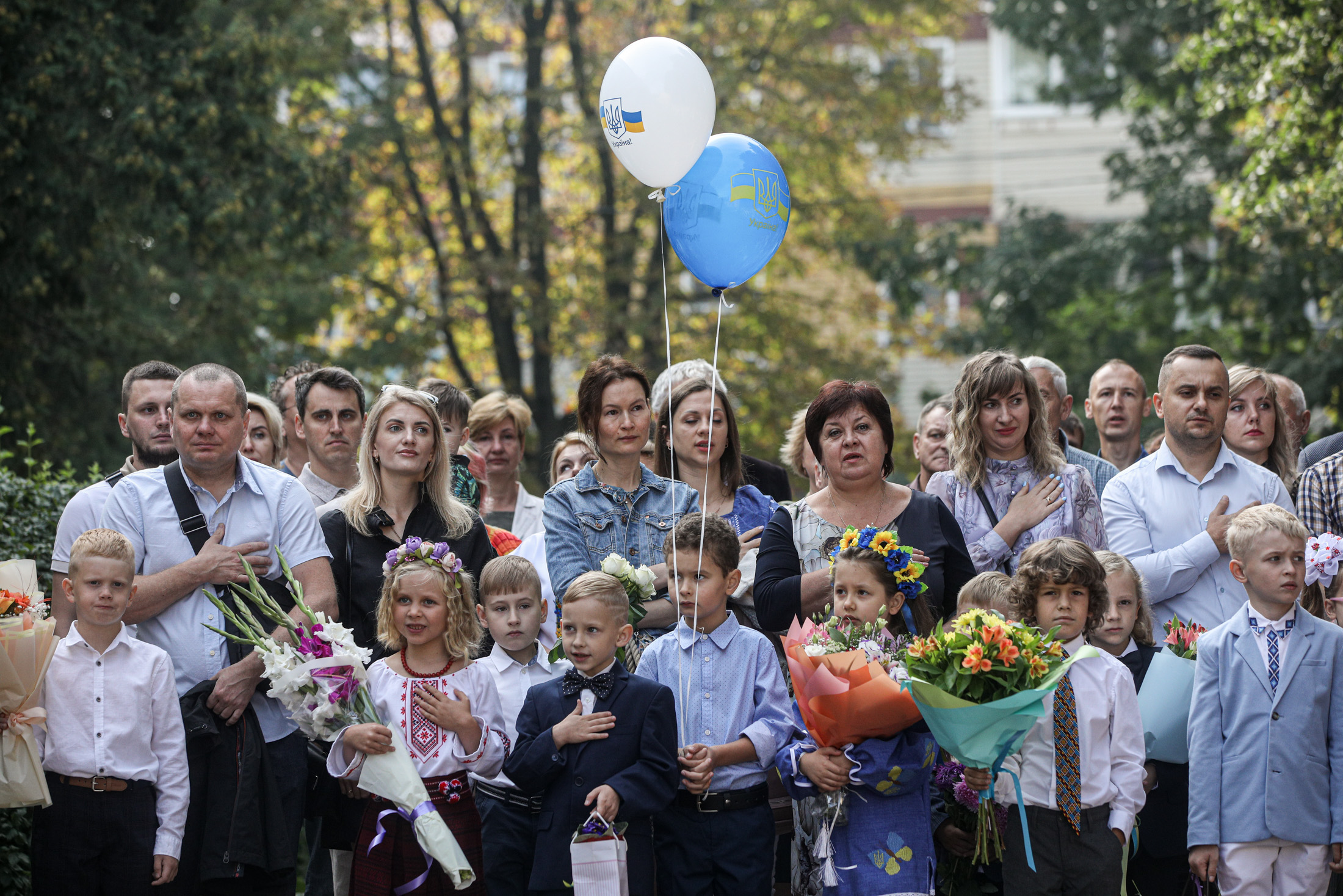 Children go back to school as Russia’s war rages on (PHOTOS)