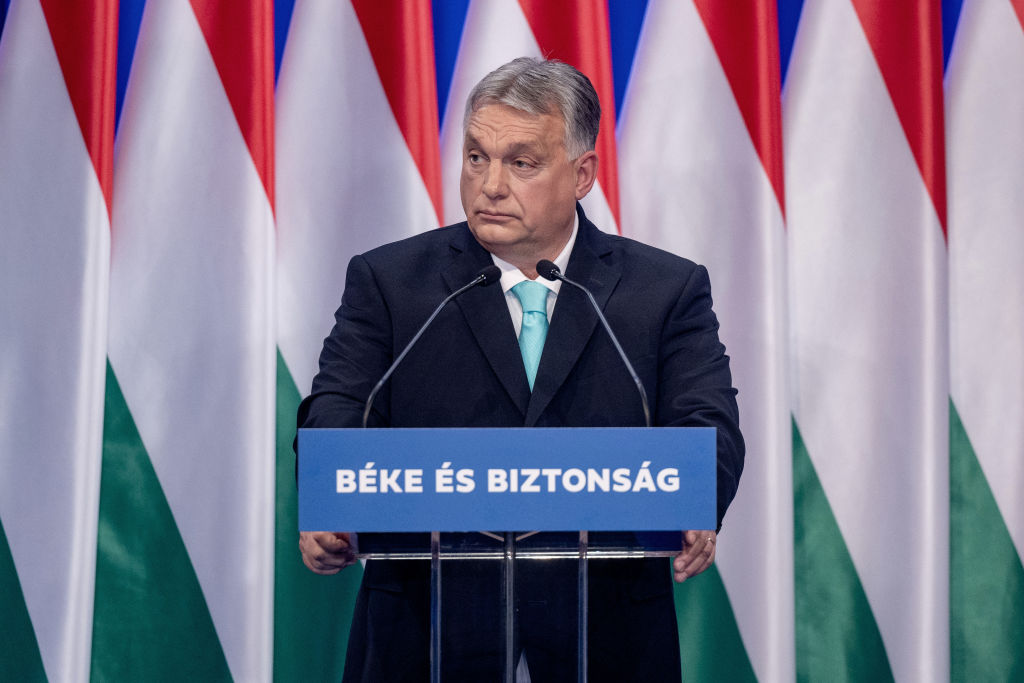 Politico: Hungarian PM threatens to veto EU sanctions against Russia