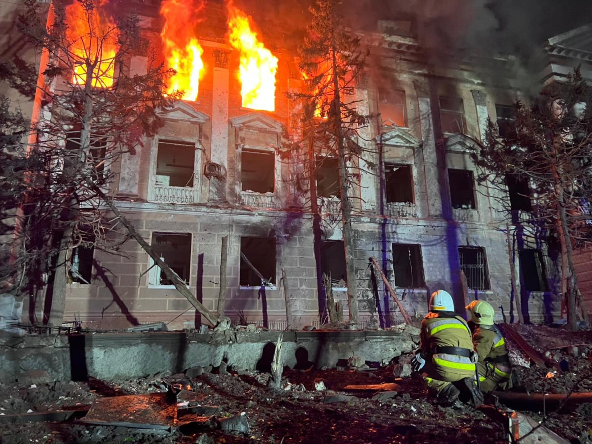 Update: 1 killed, 23 injured in Russian attack on Mykolaiv