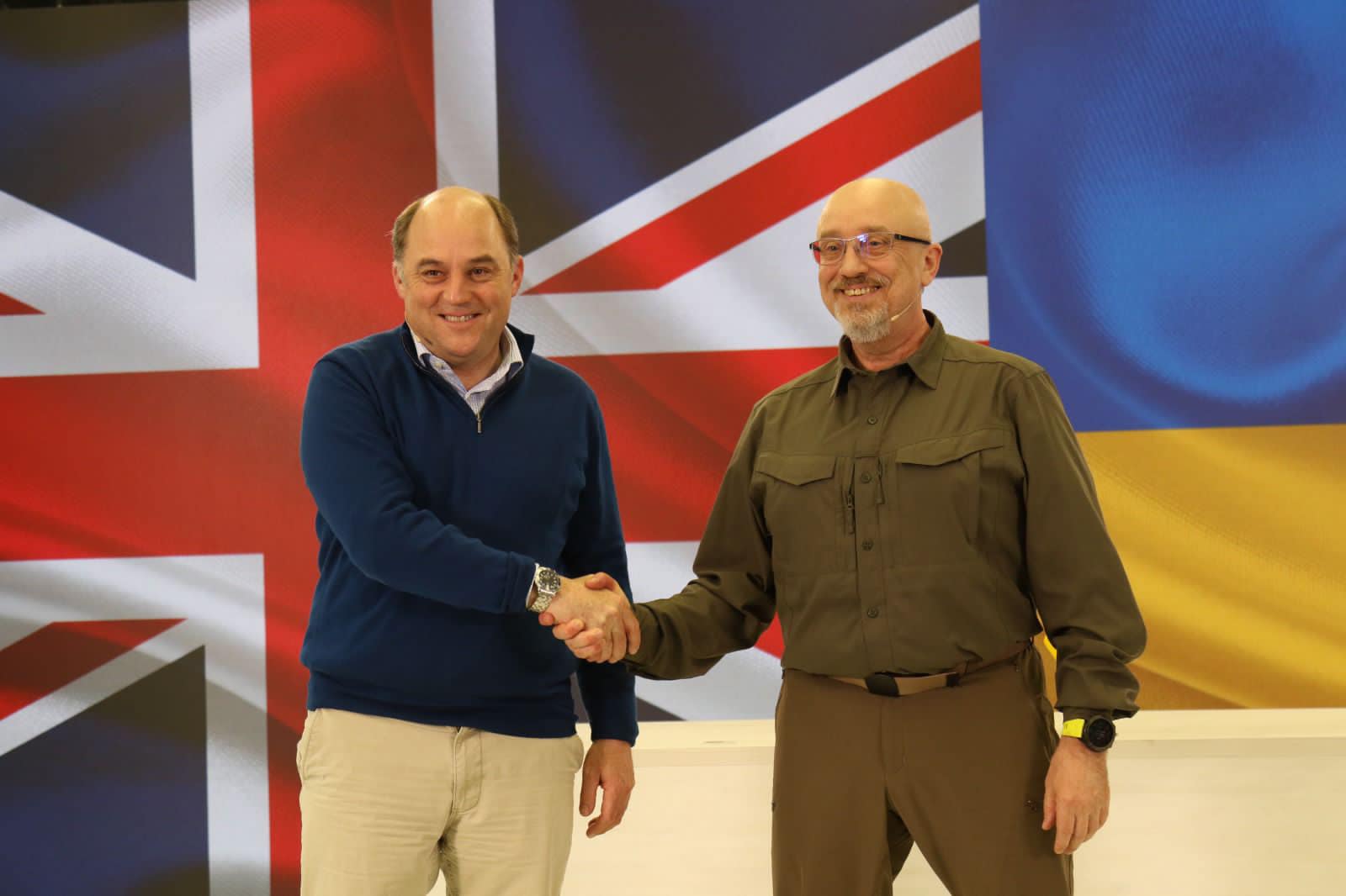 UK Defense Secretary visits Ukraine, meets Reznikov