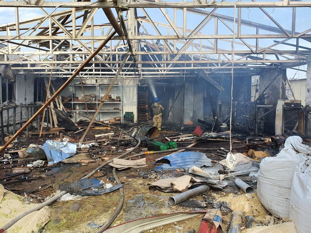 3 injured in Russian rocket attack on Donetsk Oblast