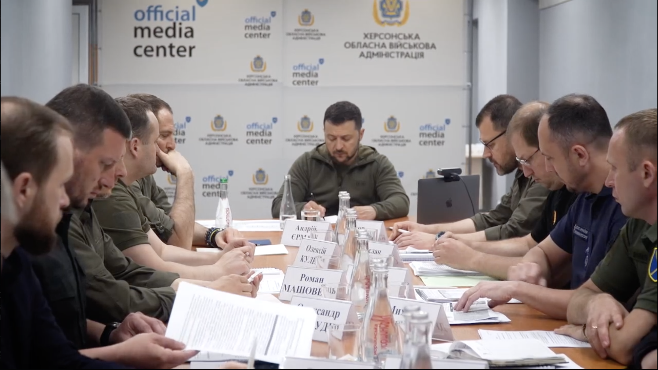 Zelensky travels to Kherson Oblast amid Kahkovka dam disaster