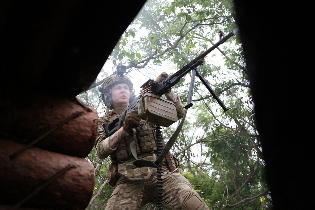 Military reports advances on flanks of Bakhmut