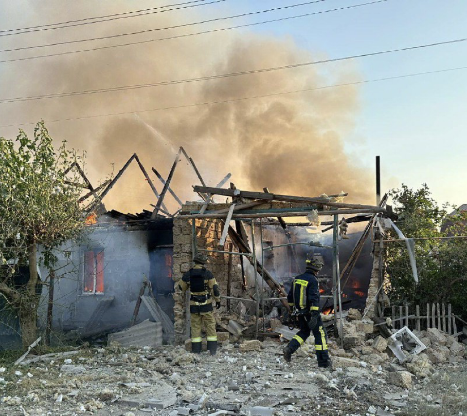 Russian forces shell Kherson Oblast, killing 1, injuring 6