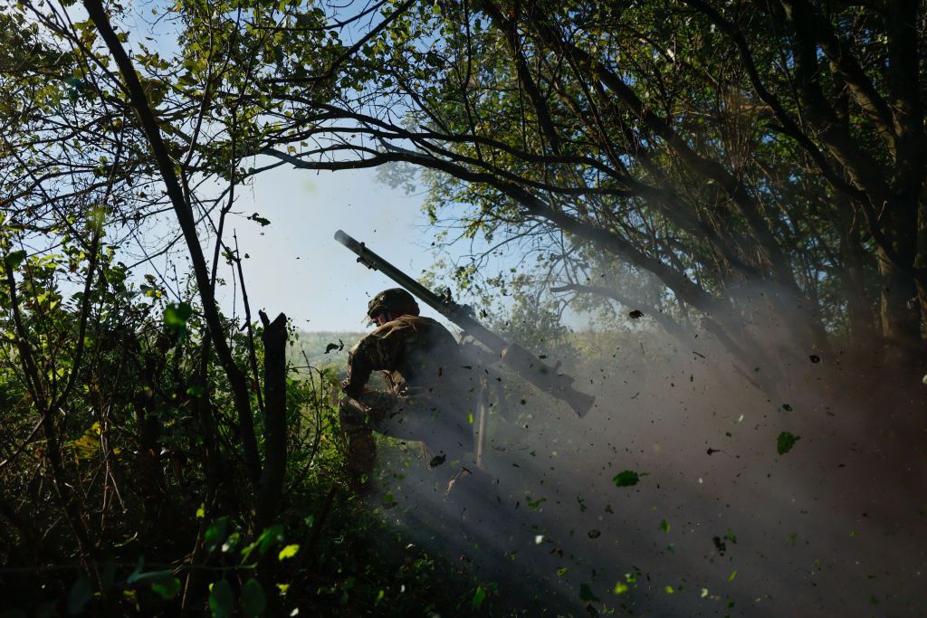 Ukrainian soldiers near Velyka Novosilka at risk of encirclement, spokesperson says