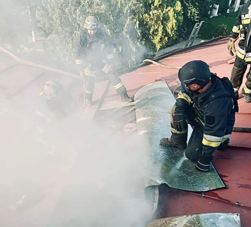 Four workers of the State Emergency Service were injured by a Russian strike in Kherson