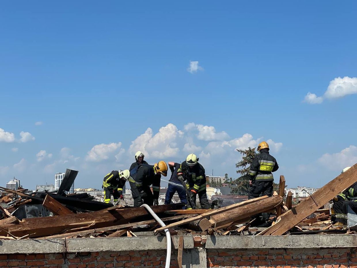 Updated 5 Killed 37 Injured As Russian Forces Strike Center Of Chernihiv With Missile