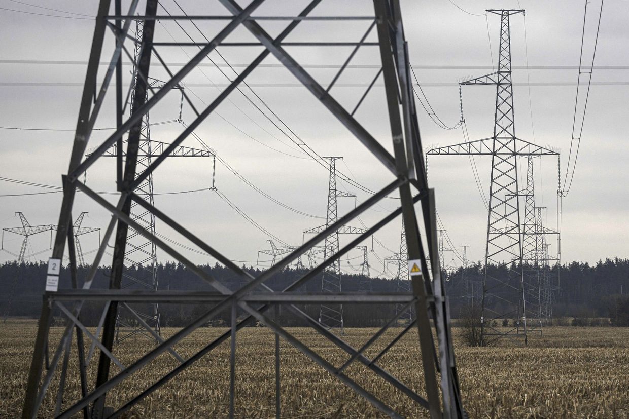 Governor: Drone debris damages power line in Poltava Oblast, causing blackouts