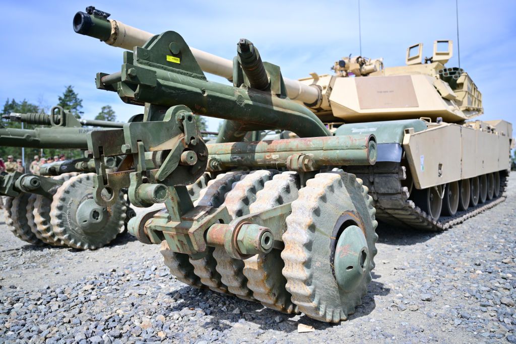 Politico: 10 Abrams tanks to reach Ukraine by mid-September