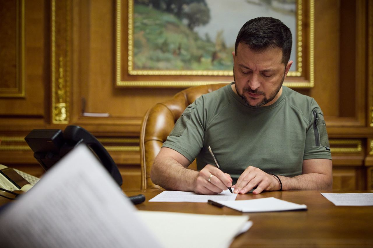 Zelensky signs decree to restrict online gambling