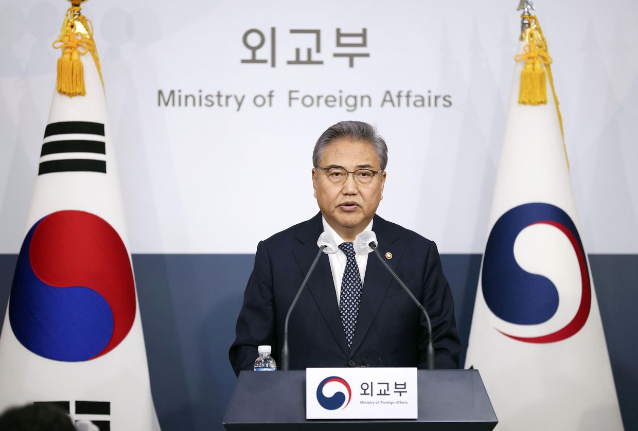 South Korea concerned over Russia-North Korea arms talks, hints at sanctions