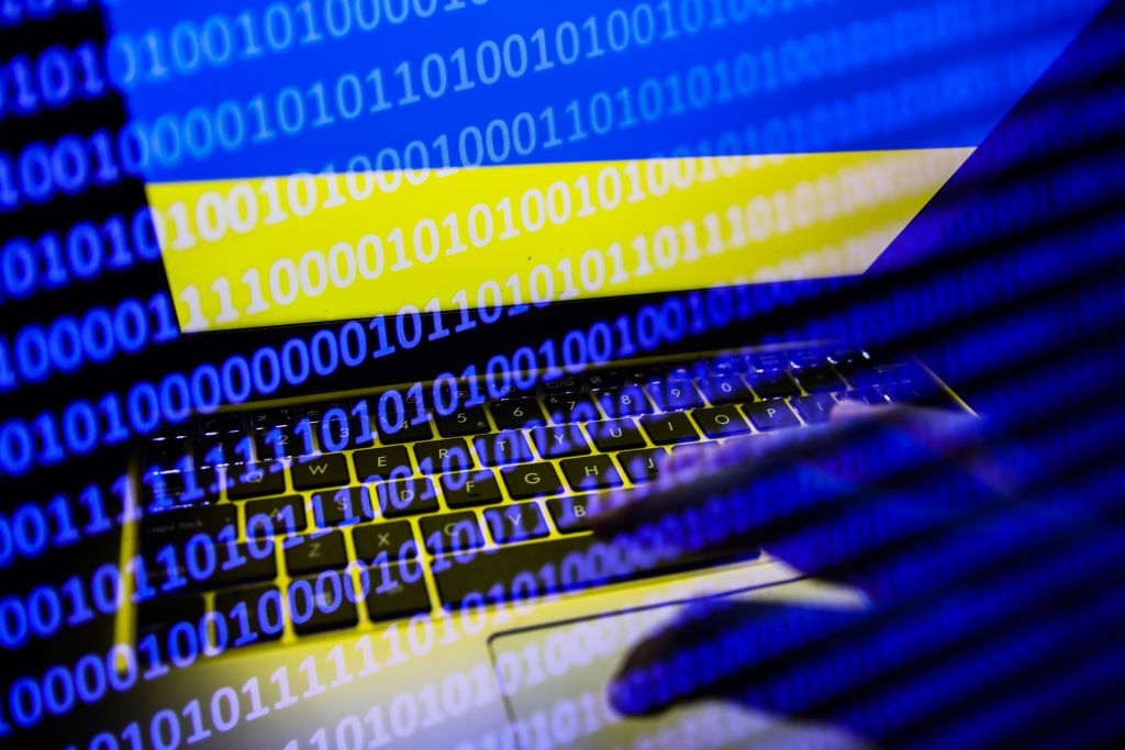 Minister: Ukrainian hackers behind massive attack on Russian airports