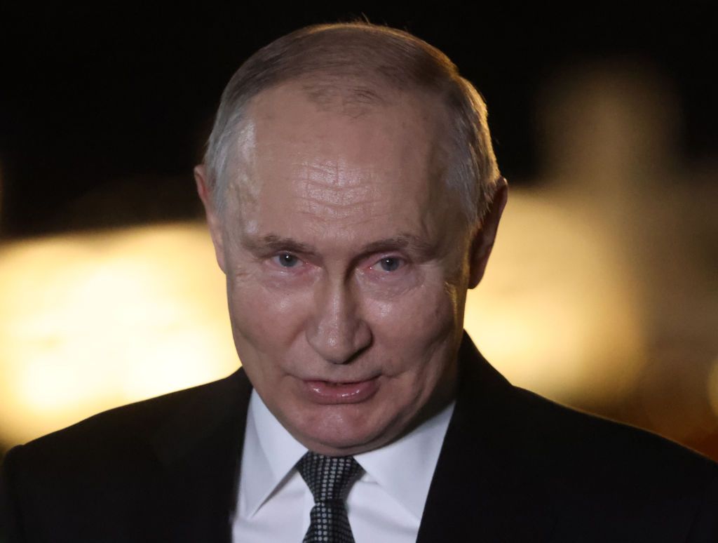 Putin says he does not plan to 'restore empire