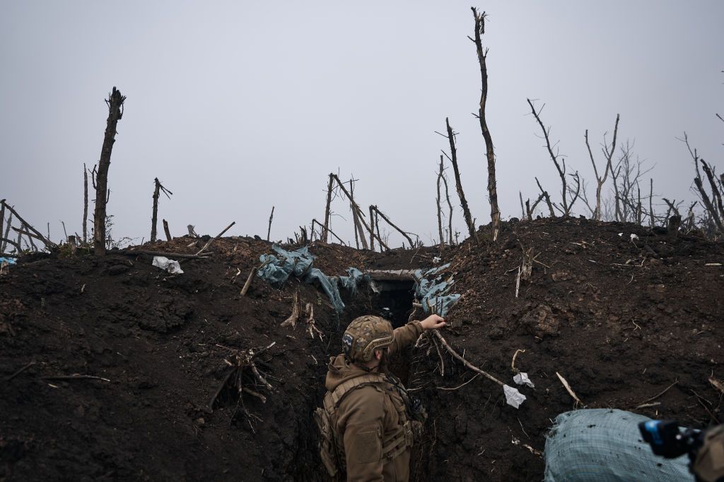 As Bakhmut counteroffensive lags, soldiers burnt out from horrors of war