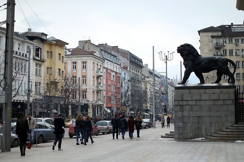 Bulgarian parliament votes against deploying troops to Ukraine