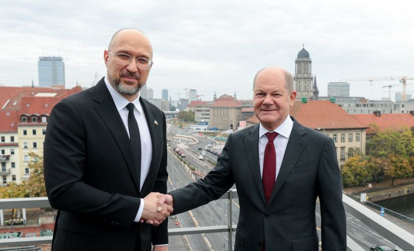 PM Shmyhal meets Scholz in Germany