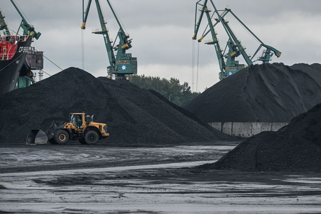 DTEK contracts another 70,000 tons of coal imports from Poland