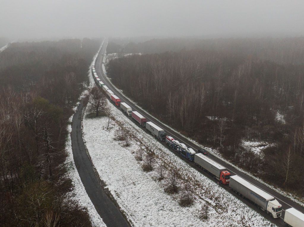 Trucker protests: Unraveling the standoff between Polish and Ukrainian haulers