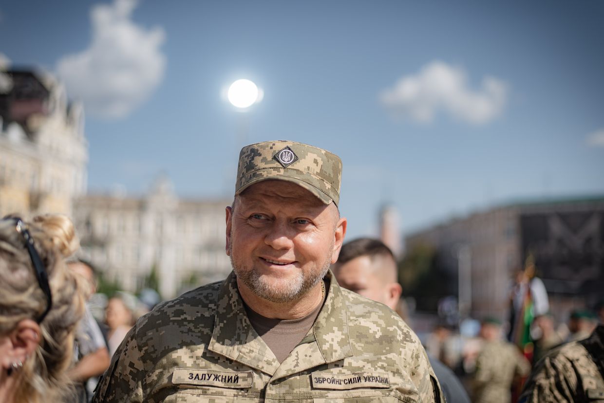 Zelensky dismisses Zaluzhnyi from military service