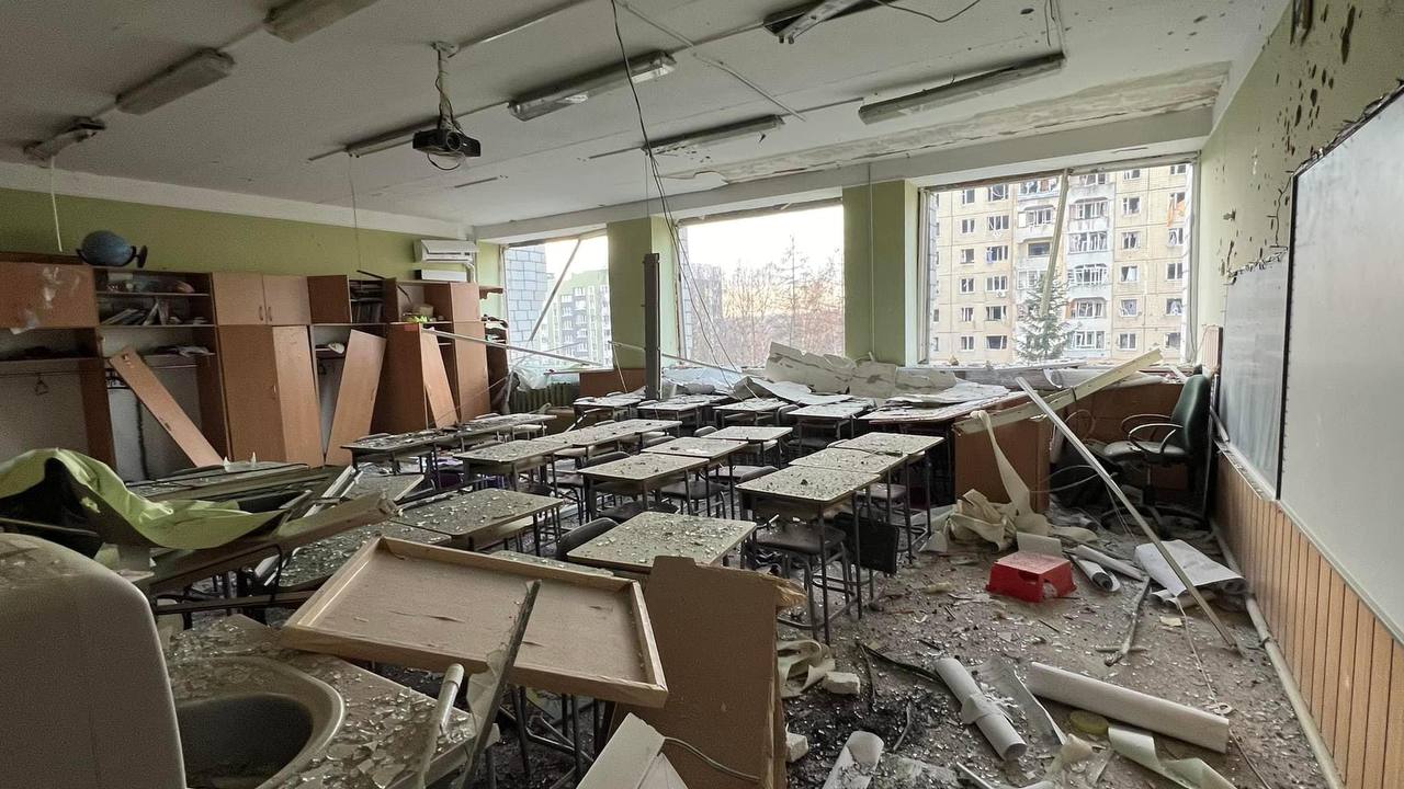 Výbuchy v mestách po celej Ukrajine uprostred vlny ruských štrajkov