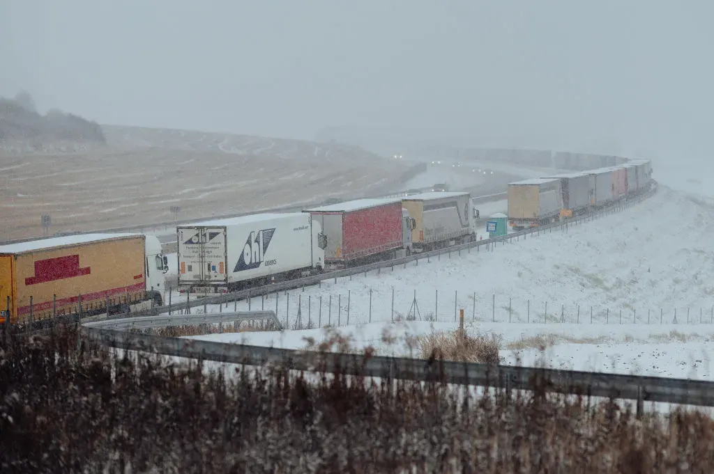 State Border Guard: About 1,300 trucks in line to enter Ukraine from Poland, no delays in checks