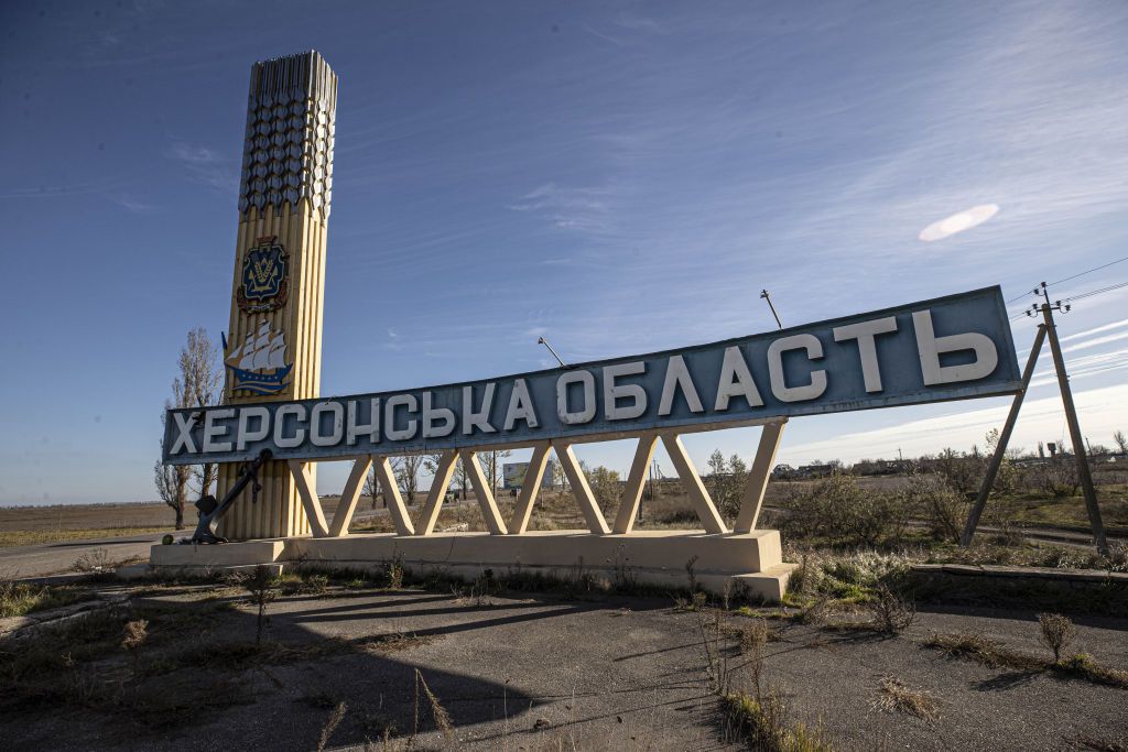 Russian attacks on Kherson Oblast injure 3 civilians
