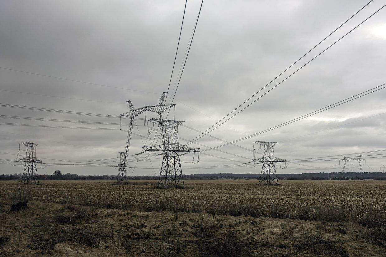 Ukraine's Anti-Corruption Bureau looks for 3 suspects in electricity seizure case