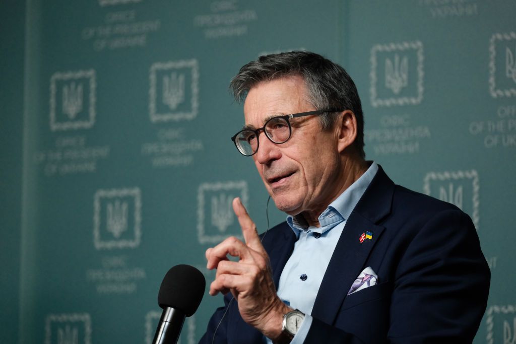 Ex-NATO chief: Not inviting Ukraine to join alliance gives Putin incentive to continue the war