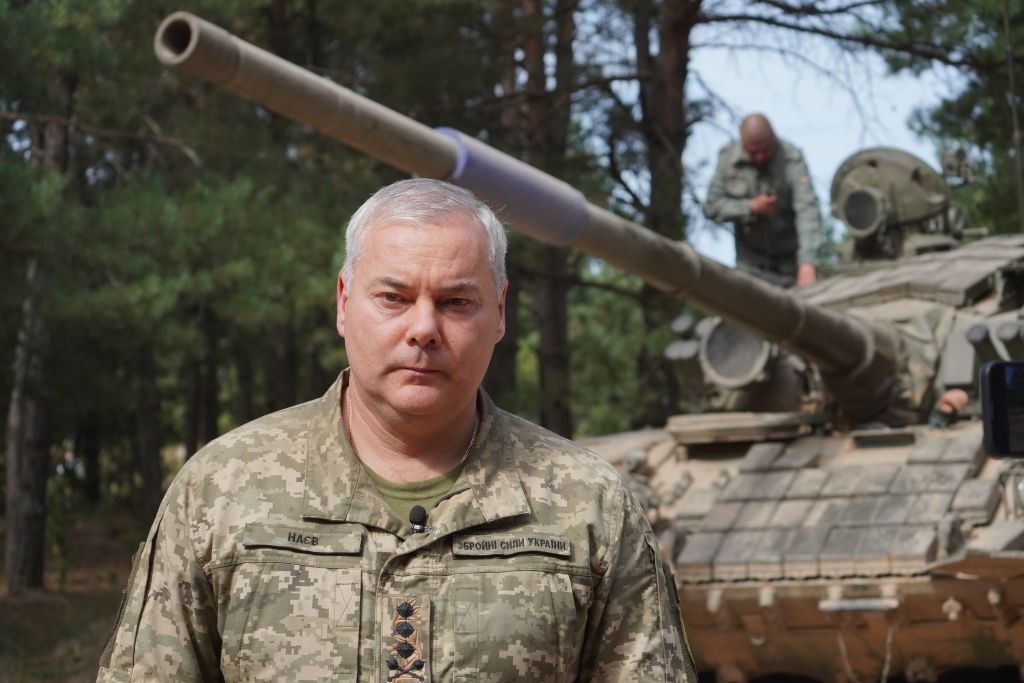 Commander: Ukraine 'waiting for' missiles with 300-500 km range from allies