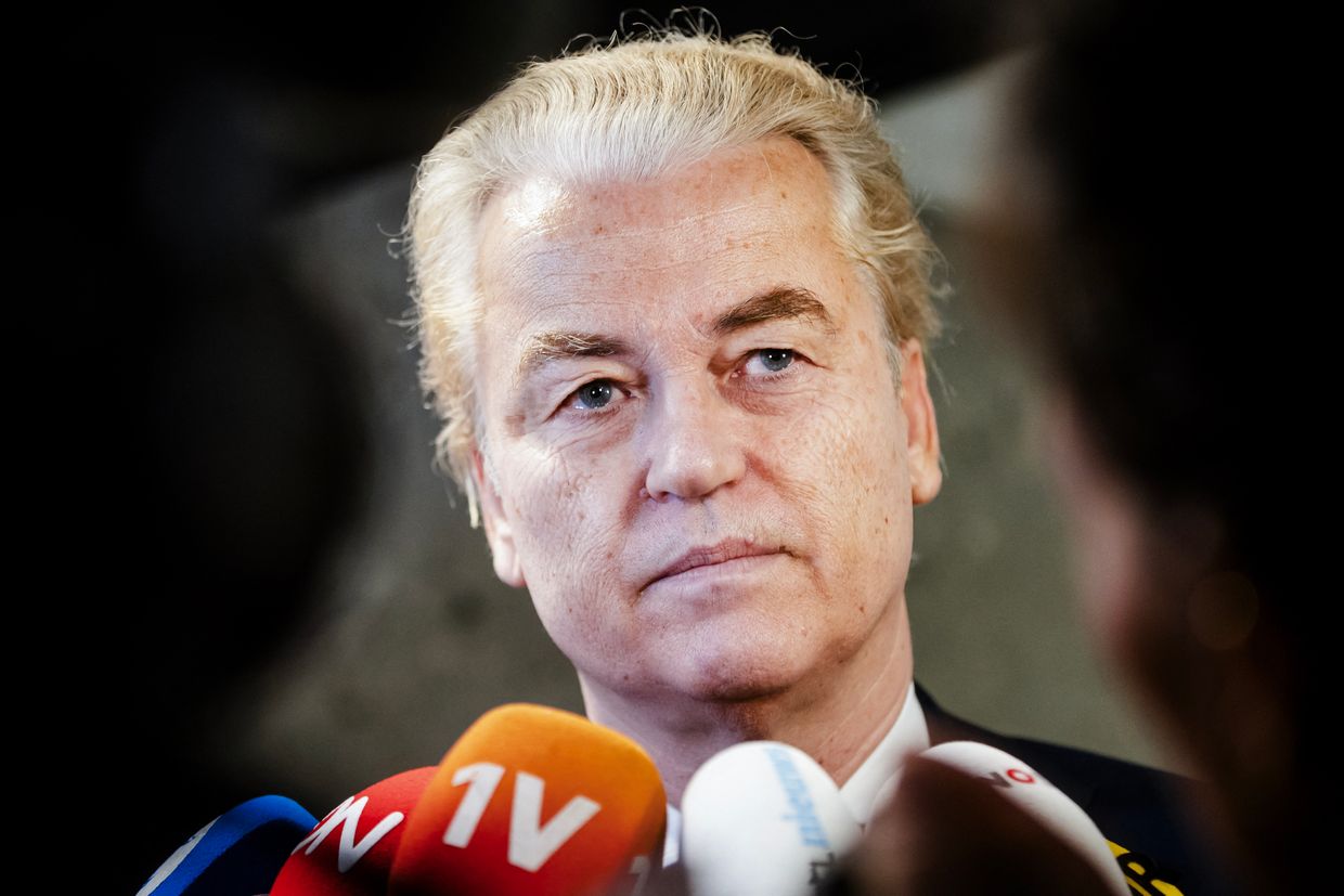 De Nederlandse extreemrechtse leider Wilders verzet zich tegen het ondertekenen van een veiligheidsverdrag met Oekraïne